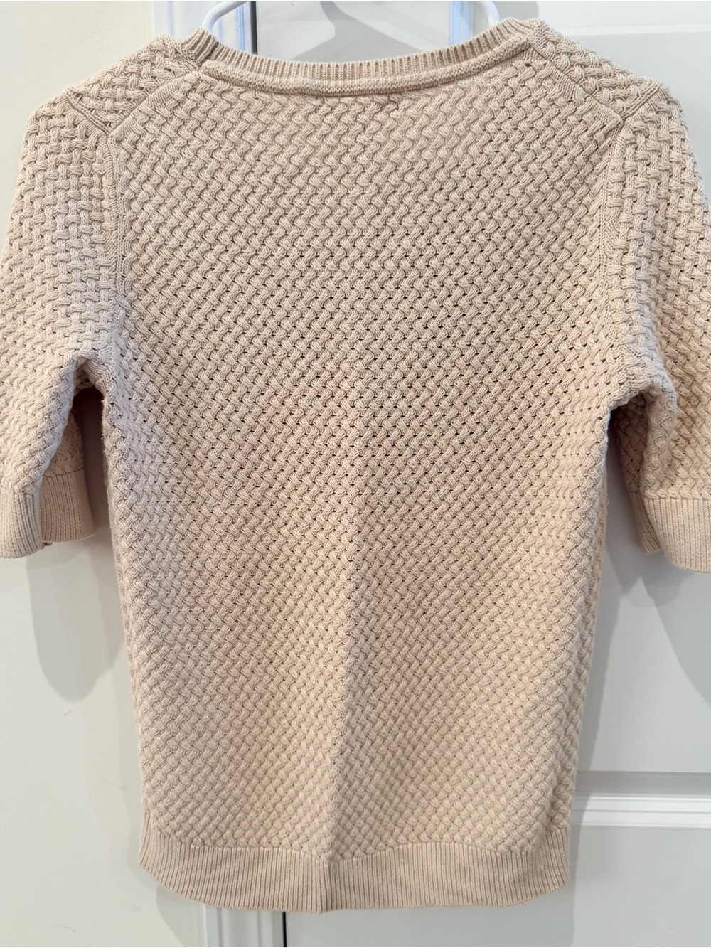 Banana Republic Beige/Cream Textured Short-Sleeve Knit Sweater - Picture 2 of 2